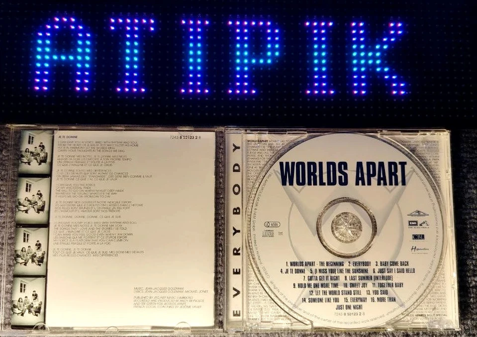 🎸 Worlds Apart - Everybody : CD van 30 jaar import UK 🔥 – photo 3